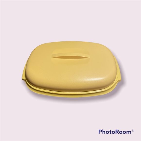 Tupperware - Picture 2 of 5